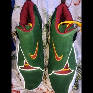 MENS NIKE ZOOM GP SIZE 13